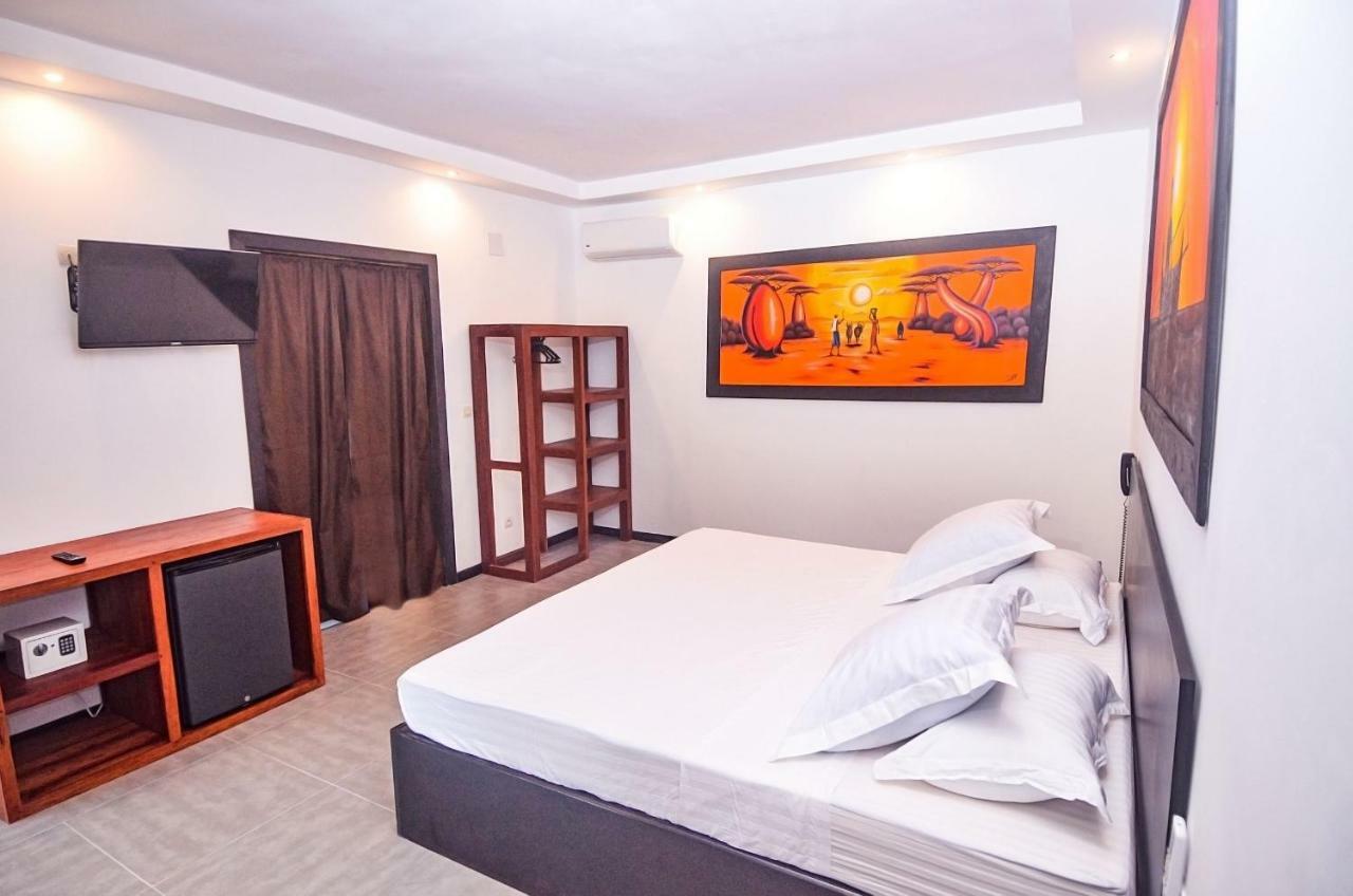 Hotel La Bombonera นูซีเบ ภายนอก รูปภาพ
