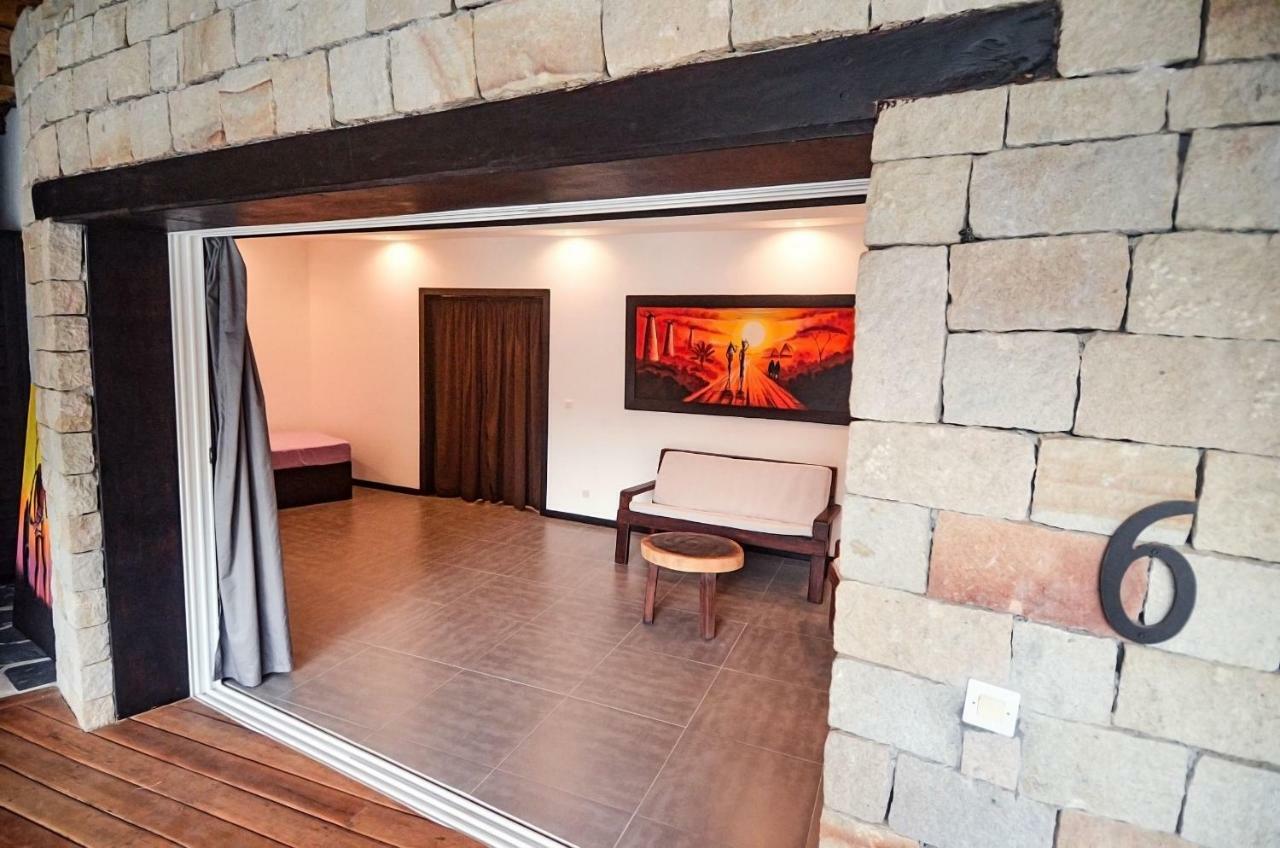 Hotel La Bombonera นูซีเบ ภายนอก รูปภาพ