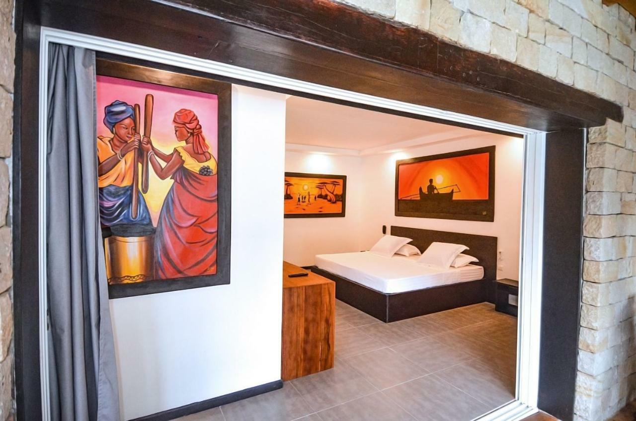 Hotel La Bombonera นูซีเบ ภายนอก รูปภาพ